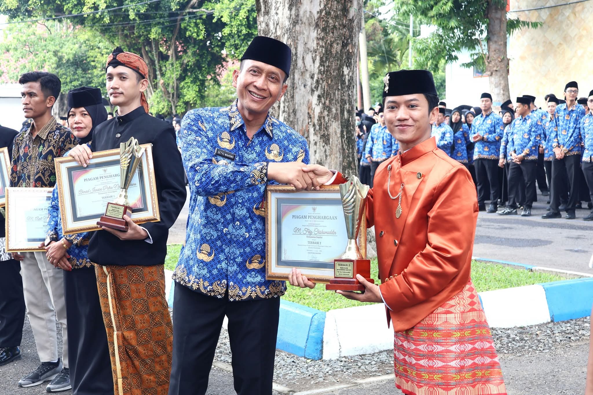 Pemkab Bojonegoro Berikan Penghargaan Kepada 17 Pemuda Pelopor 2025
