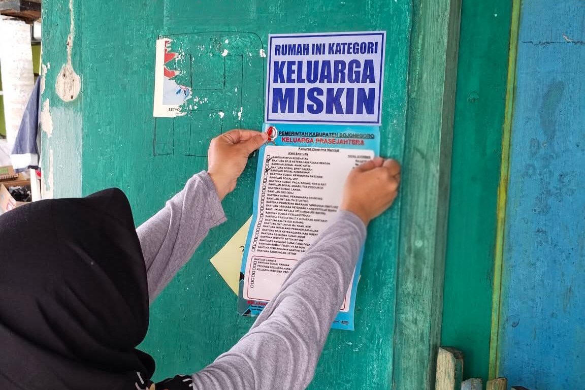 Stiker Keluarga Miskin Menuai Polemik, Dinsos Bojonegoro Buka Aduan Publik