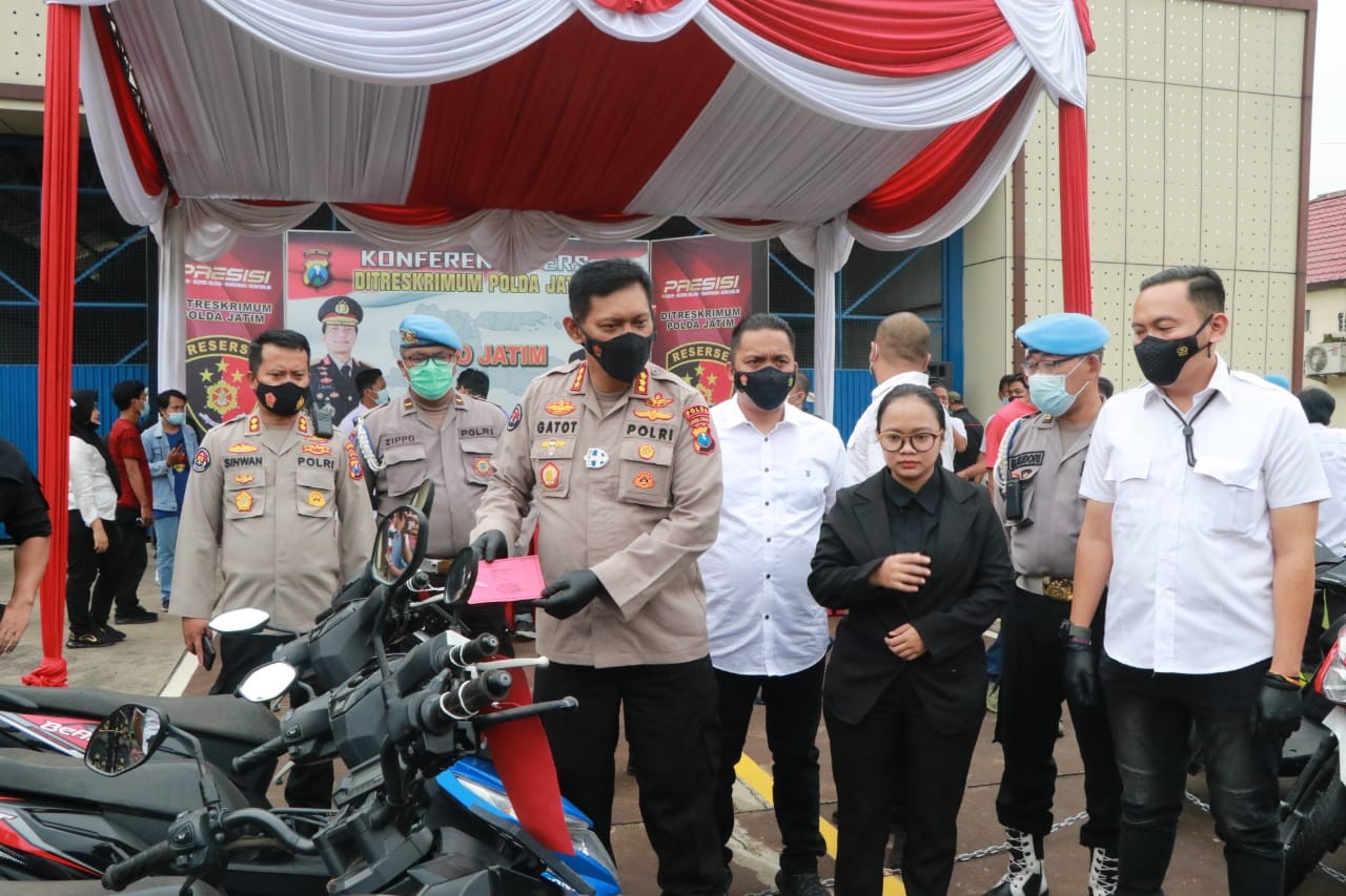 Subdit Jatanras Polda Jatim, Tangkap Pelaku Penyelundup Kendaraan Bodong Ke Timor Leste