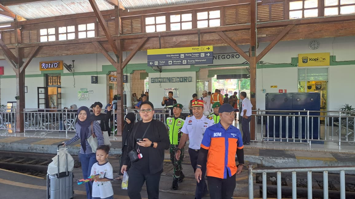 Jelang Akhir Libur Nataru, Arus Kedatangan Penumpang KA di Bojonegoro Masih Tinggi