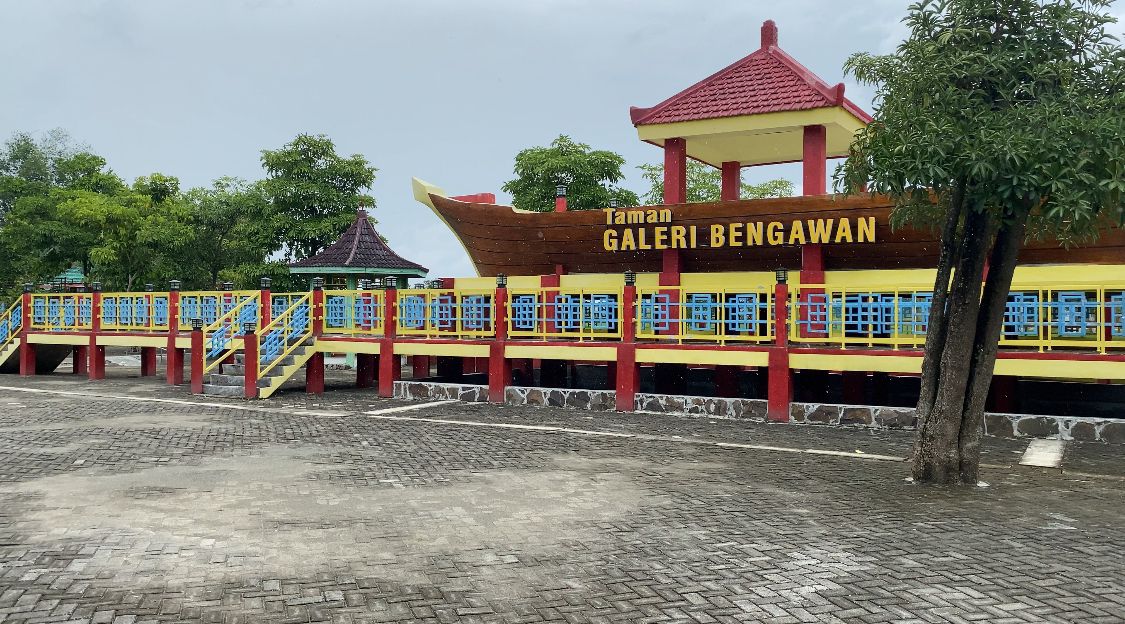 Taman Galeri Bengawan di Bojonegoro Sepi Pengunjung