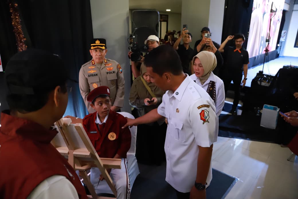 Bupati Bojonegoro Apresiasi Perkembangan Siswa Sekolah Rakyat