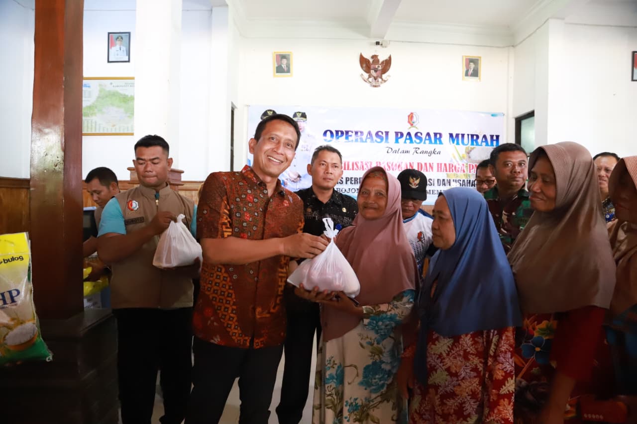 Operasi Pasar Murah 2026 Dimulai, Bupati Bojonegoro Buka Perdana di Desa Tanjungharjo