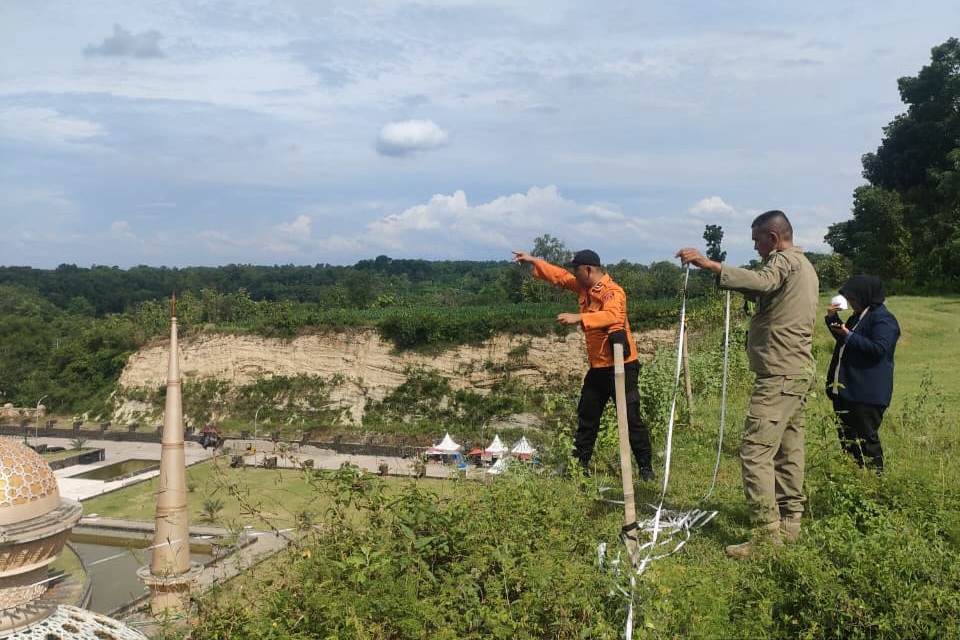 BPBD Bojonegoro Asesmen Potensi Longsor Tebing Masjid Wisata Regili