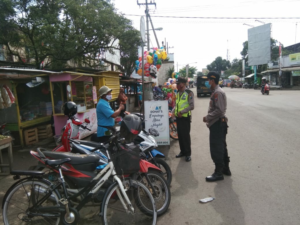 Pendisiplinan Prokes Covid 19 Oleh Polsek Bandung Pada Masyarakat