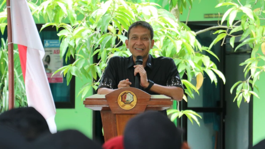 Bupati Bojonegoro Hadiri Bimtek Gayatri, Dorong KPM Mandiri Kembangkan Usaha Ayam Petelur
