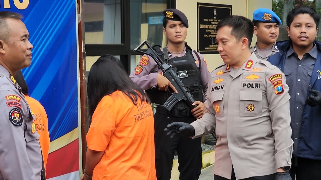 Wanita Asal Tuban Curi Perhiasan Emas di Pasar Malo