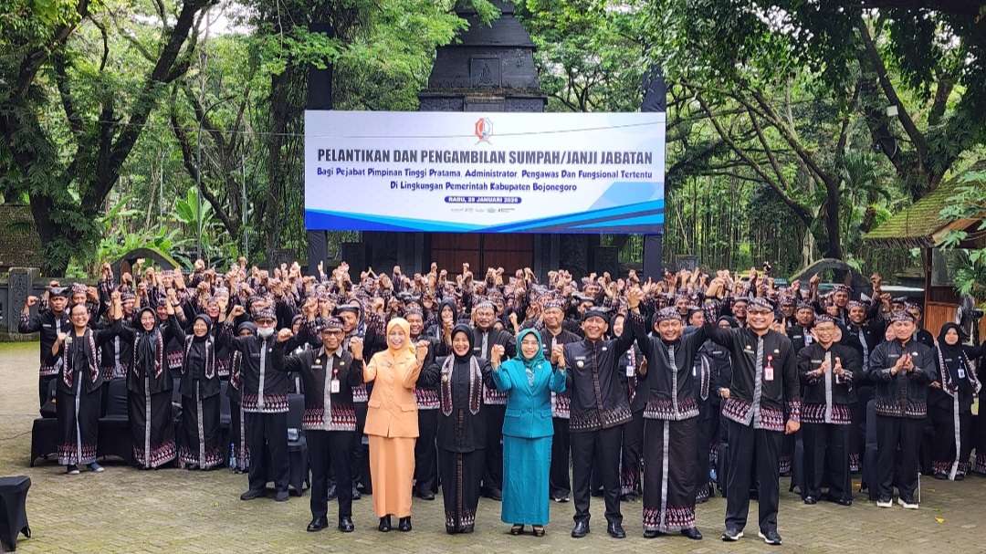 Semangat Api Abadi, Ratusan ASN Pemkab Bojonegoro Resmi Dilantik di Kayangan Api
