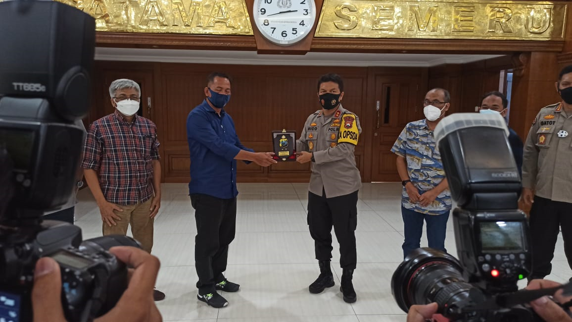 Perangi Berita Hoax di Wilayah Jatim, Kapolda Jatim Gandeng PWI
