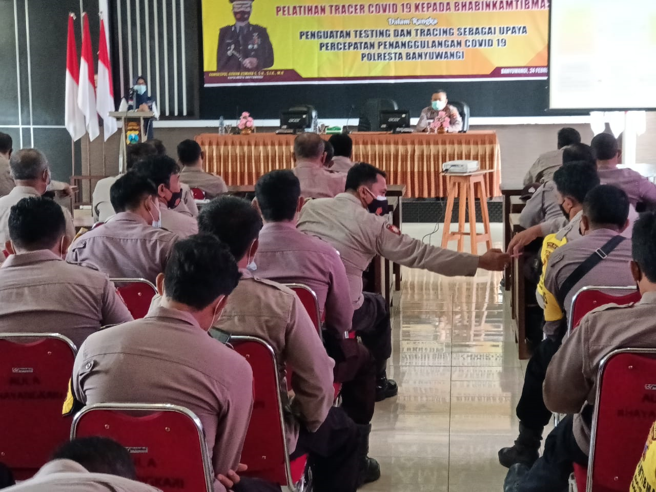 Maksimalkan PPKM Skala Mikro, Bhabinkantibmas Dibekali Tracing Covid