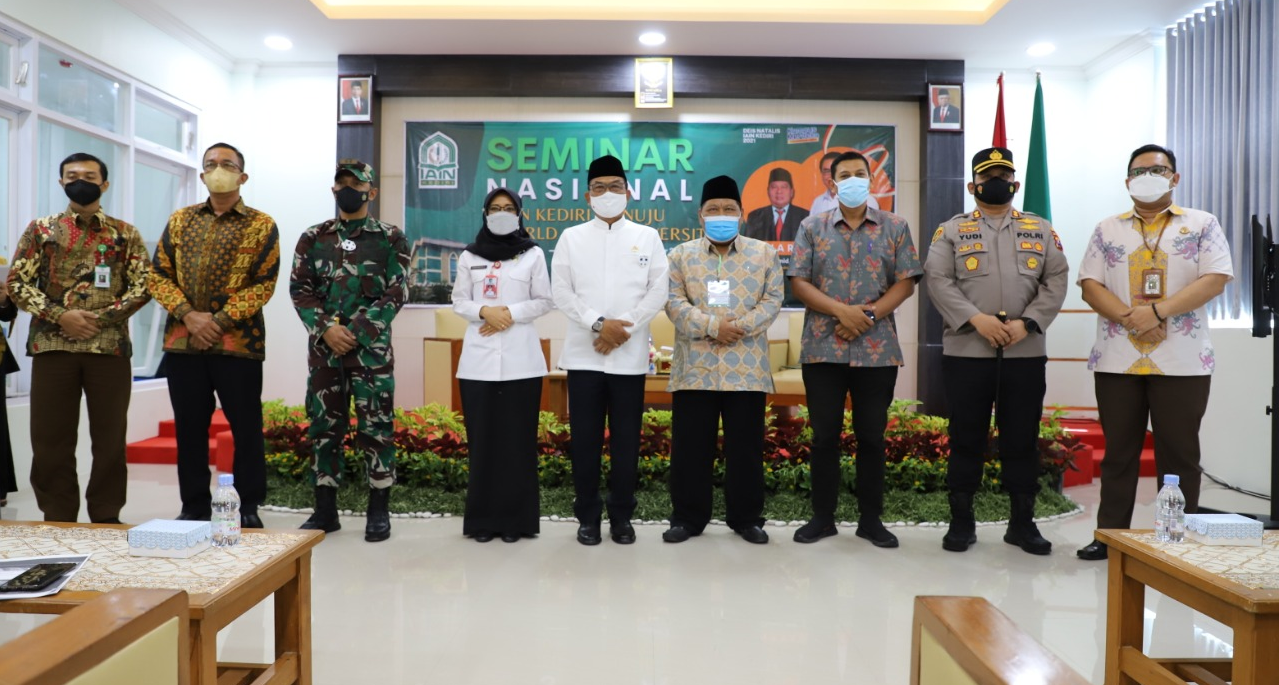 Kepala Staf Kepresidenan RI Hadiri Seminar Nasional di IAIN Kediri