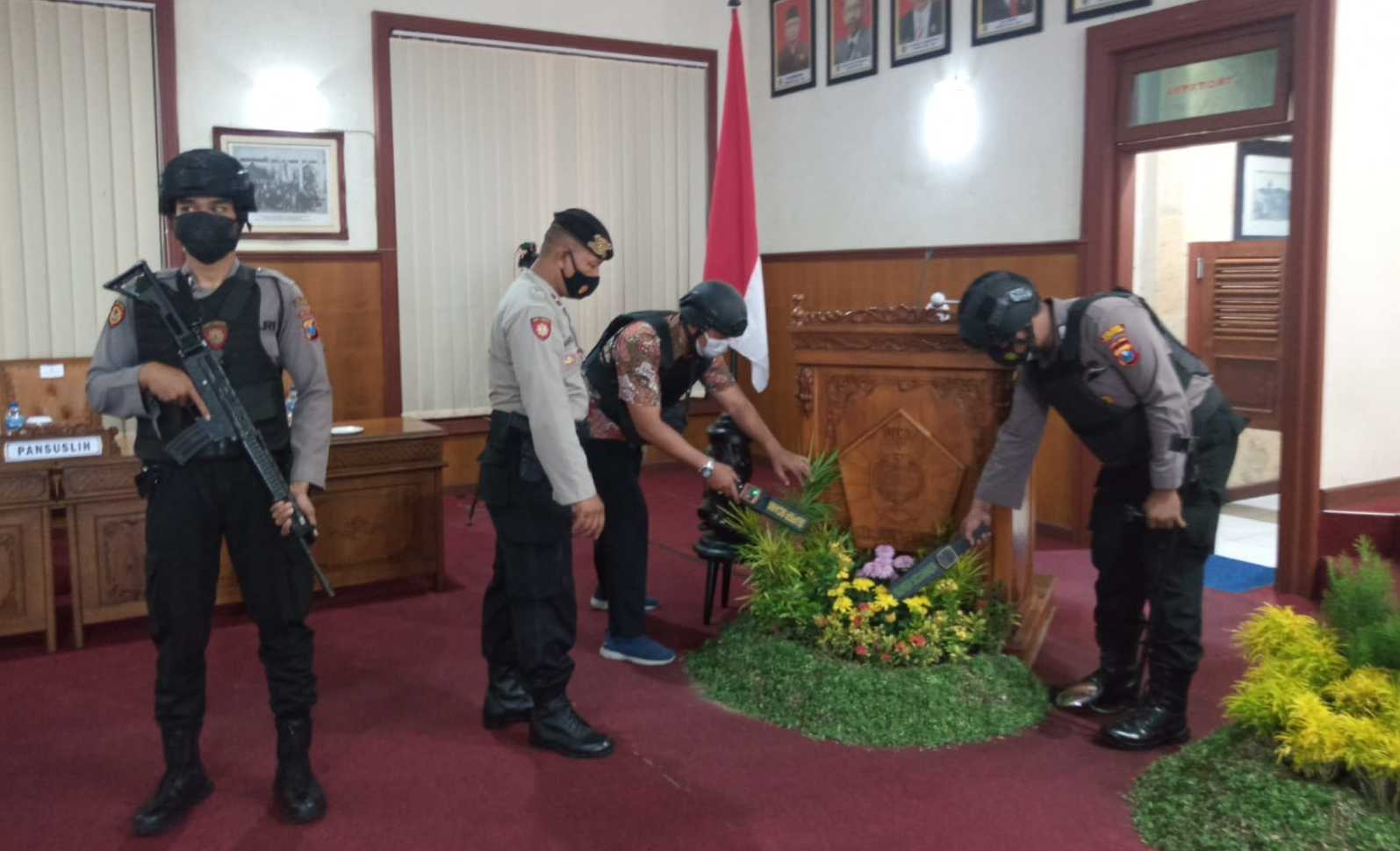 Jelang Penyampaian Visi Misi  Calon Wakil Bupati, Polres Tulungagung Lakukan Sterilisasi