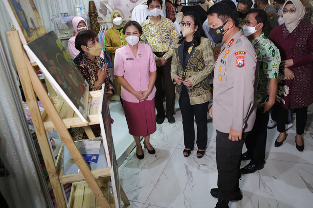 PD Bhayangkari Launching Aplikasi Balanjha.com, Kapolda Jatim Harap Dapat Dongkrak Ekonomi Sektor UM