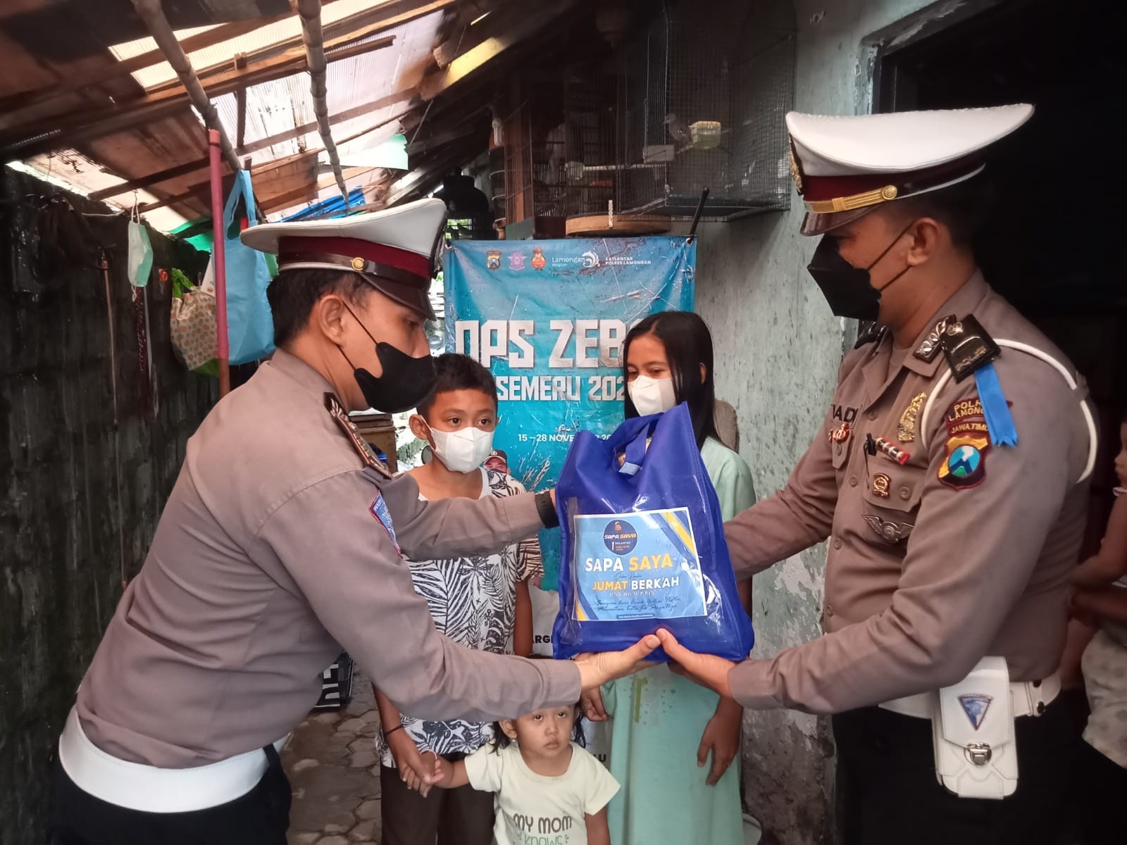Sapa Saya, Unit Kamsel Satlantas Polres Lamongan Berikan Santunan Kepada Anak Yatim Piatu 