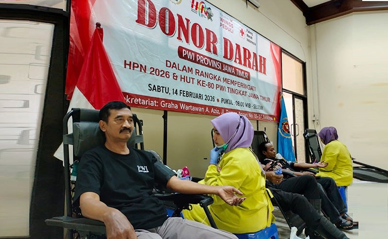 PWI Jatim Gelar Donor Darah HPN 2026, Wartawan dan Mitra Antusias Berpartisipasi