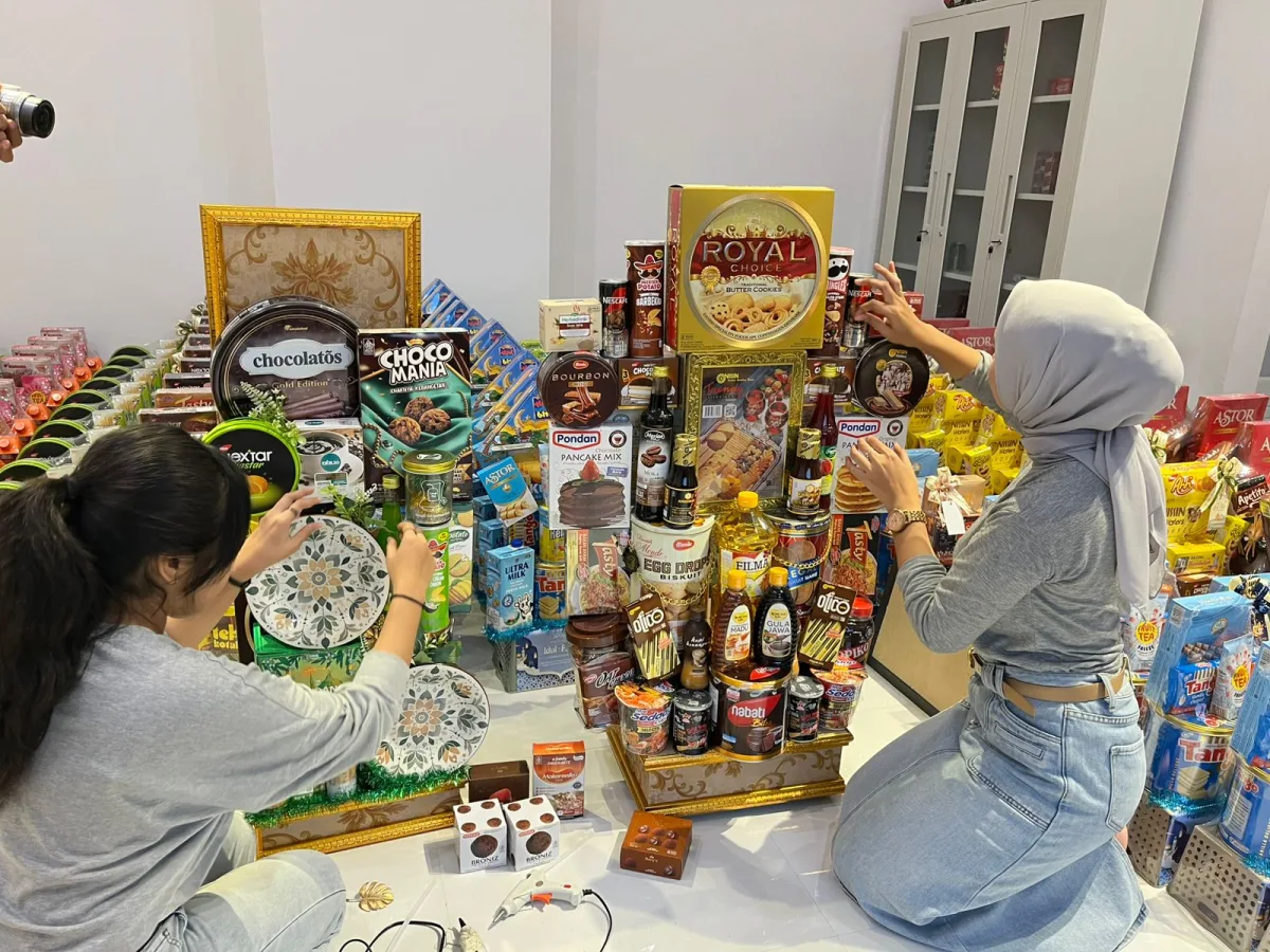 Berkah Ramadan, Penjual Hampers di Bojonegoro Raup Omzet Puluhan Juta