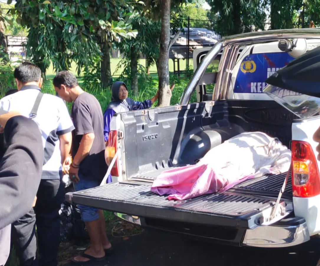 Kecelakaan Maut di Bojonegoro, Elf Terguling Tabrak Pemotor Hingga Tewas. Ini Kronologinya 