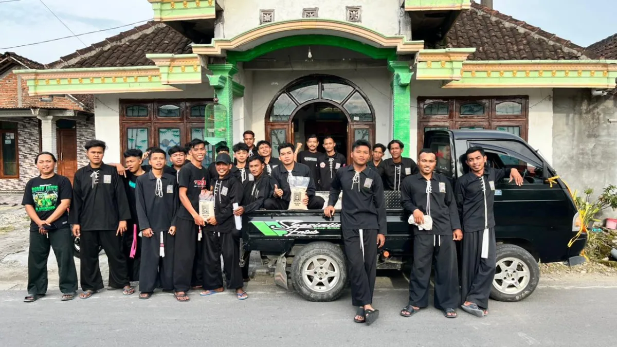 Jelang Idul fitri 1447 H, PSHT Sub Rayon Payak Bojonegoro Bagikan 1,2 Ton Beras Zakat untuk Fakir Miskin