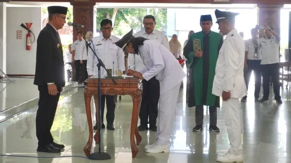 Bupati Bojonegoro Lantik Kepala Desa Bungur dan Lebaksari