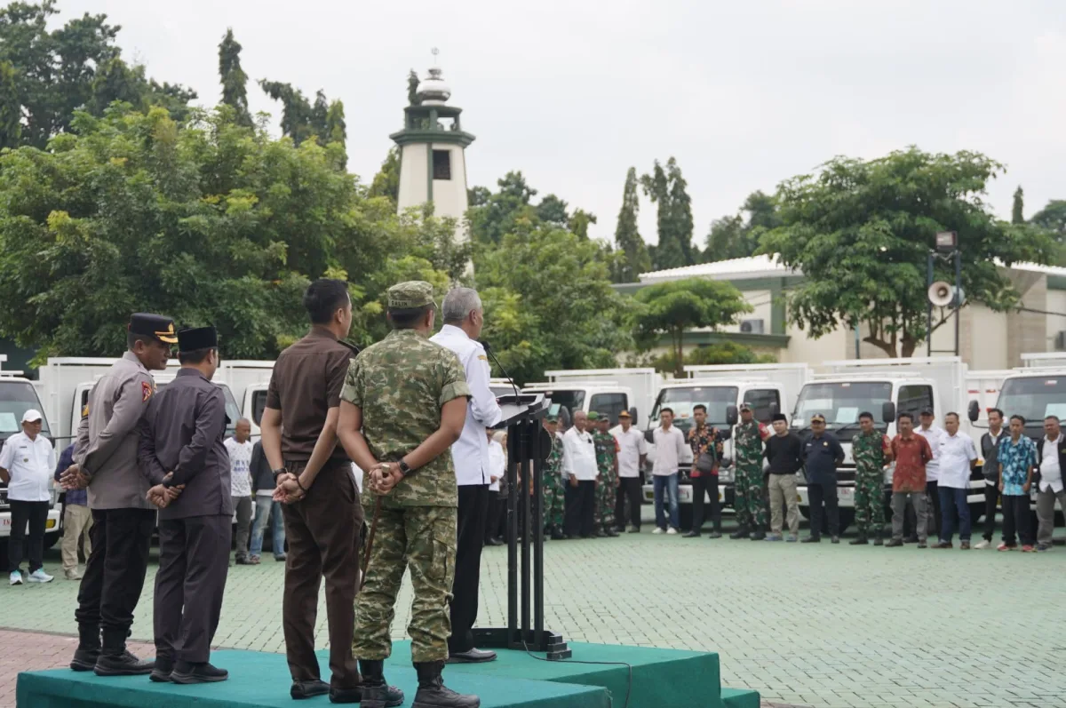 Prosesi Penyerahan truk KDMP Tuban . Foto Istimewa
